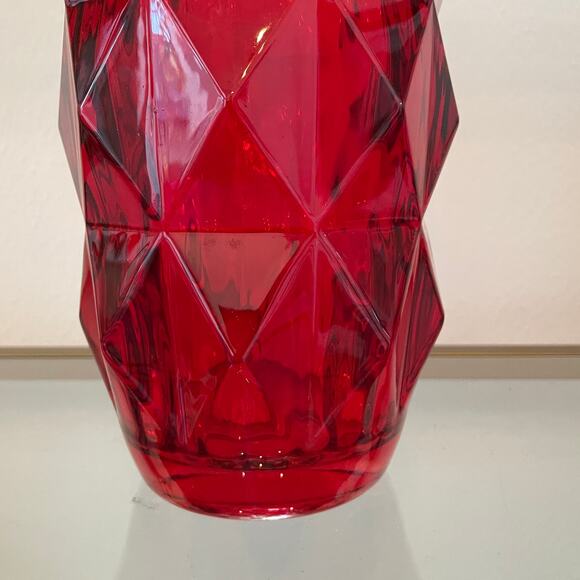 Ruby Red Heavy Glass Vase 11in Geometric Christmas Holiday Valentine NEW - Picture 4 of 14